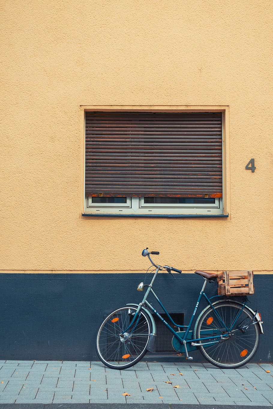 blue step-through bike leaning on wall, bicycle, window, shutter HD wallpaper