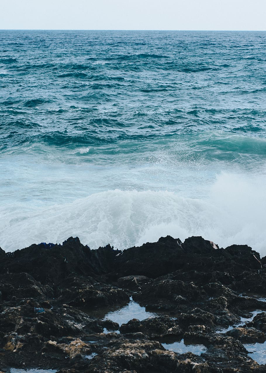 sea waves during daytime, water, nature, outdoors, ocean, promontory HD wallpaper