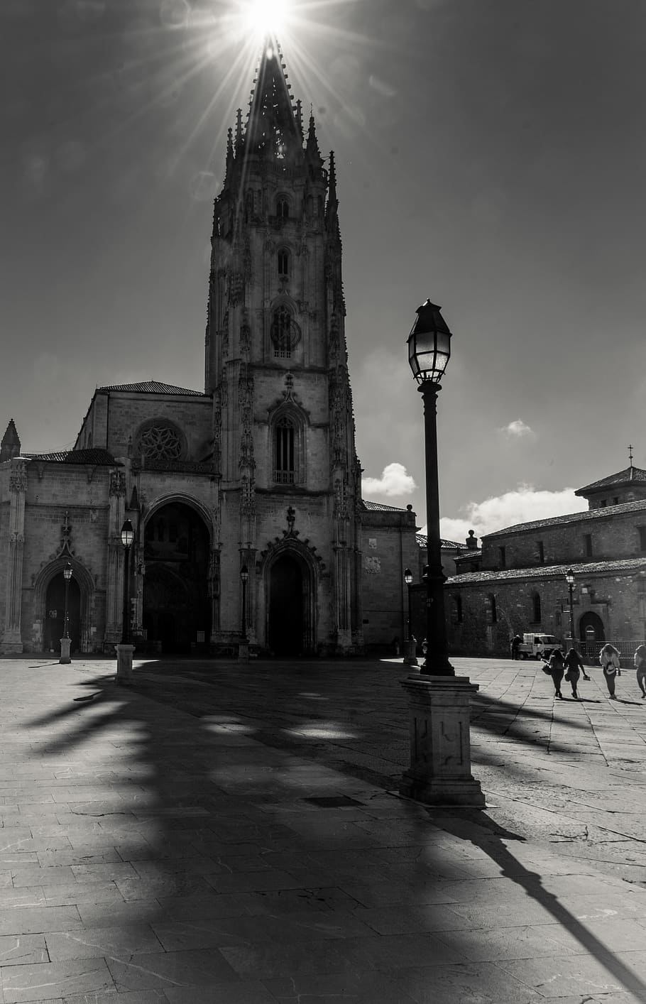 oviedo, spain, church, catedral, black and white, architecture, HD wallpaper