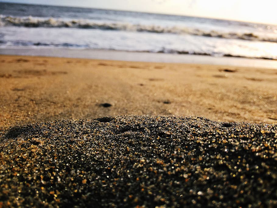 Low-angle Photography of Sand Near Body of Water, beach, beautiful HD wallpaper