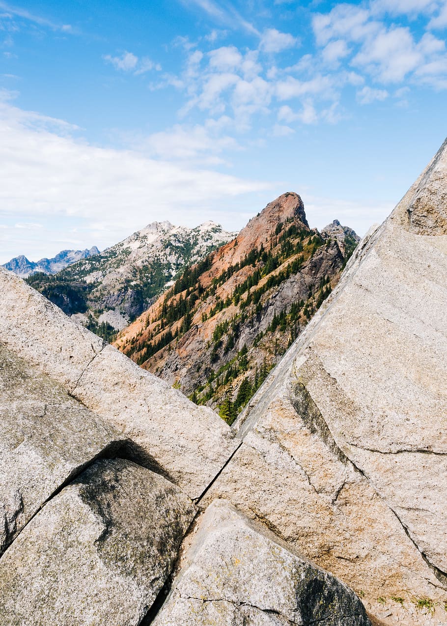 mountain under blue sky, beauty in nature, scenics - nature, tranquility HD wallpaper