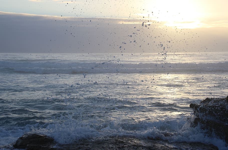 Ocean Waves Hammering Rock Boulder, background, beach, beautiful HD wallpaper