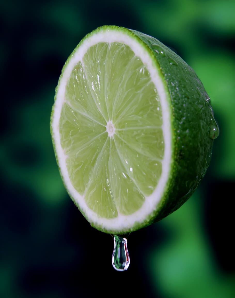 Sliced Lime, citrus, close-up, delicious, dew, droplet, food, HD wallpaper