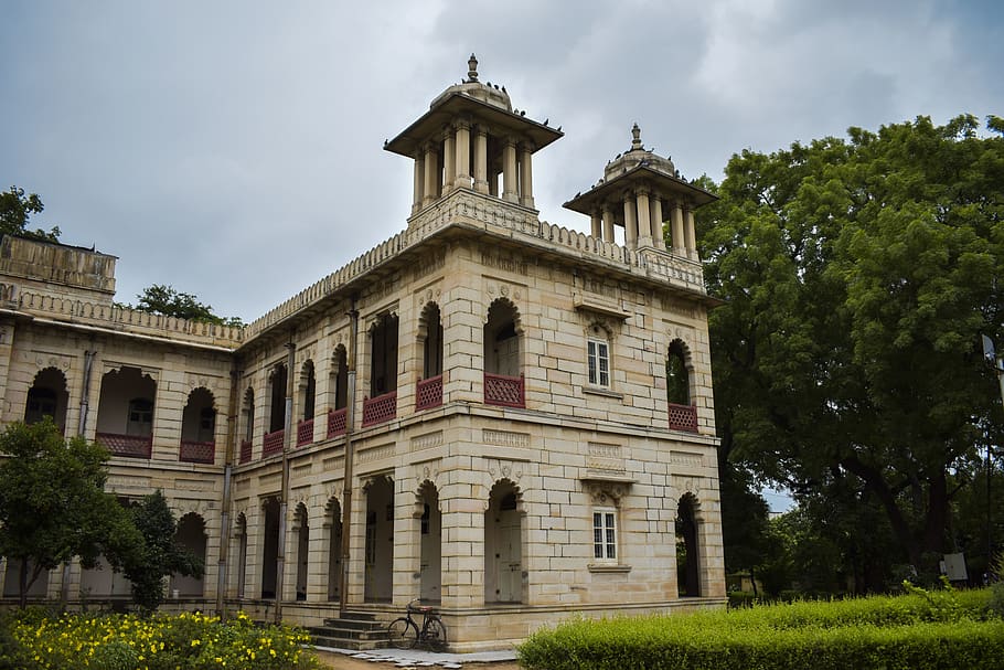 india, vadodara, kirti mandir, architecture, building exterior