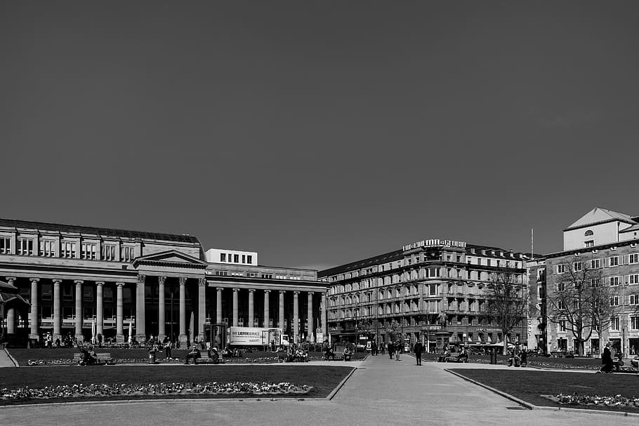 graysca;, urban, downtown, city, building, architecture, person HD wallpaper