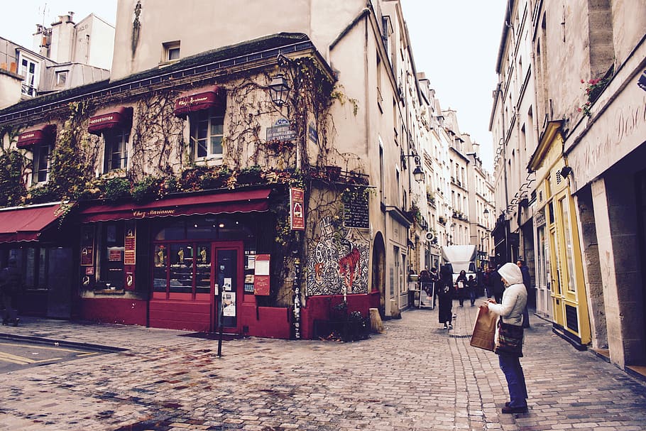 paris, france, cafe, graffiti, ivy, building exterior, architecture
