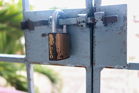 lock, letterbox, mailbox, cuba, camaguey, fence, bars, combination lock HD wallpaper