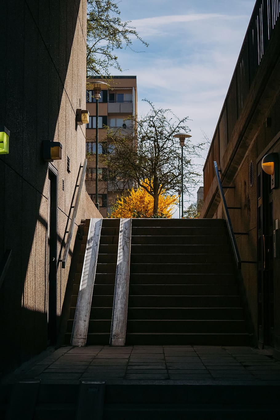 empty stairs during daytime, building, city, street, sweden, hornstull HD wallpaper