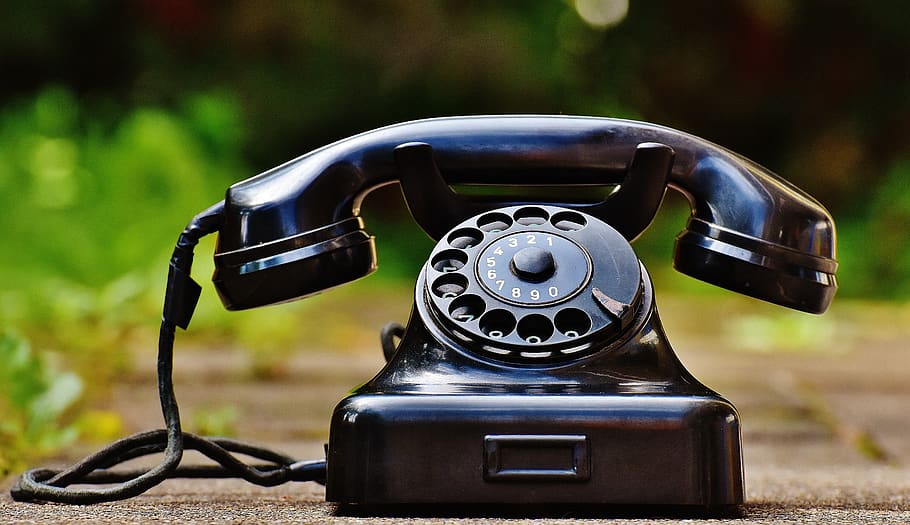 Selective Focus Photography of Black Rotary Phone, antique, classic HD wallpaper