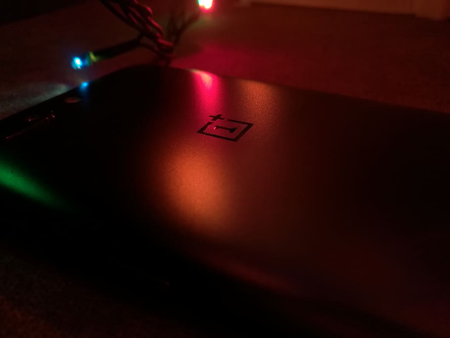 #oneplus #christmas #lights #smartphone, illuminated, red, indoors HD wallpaper