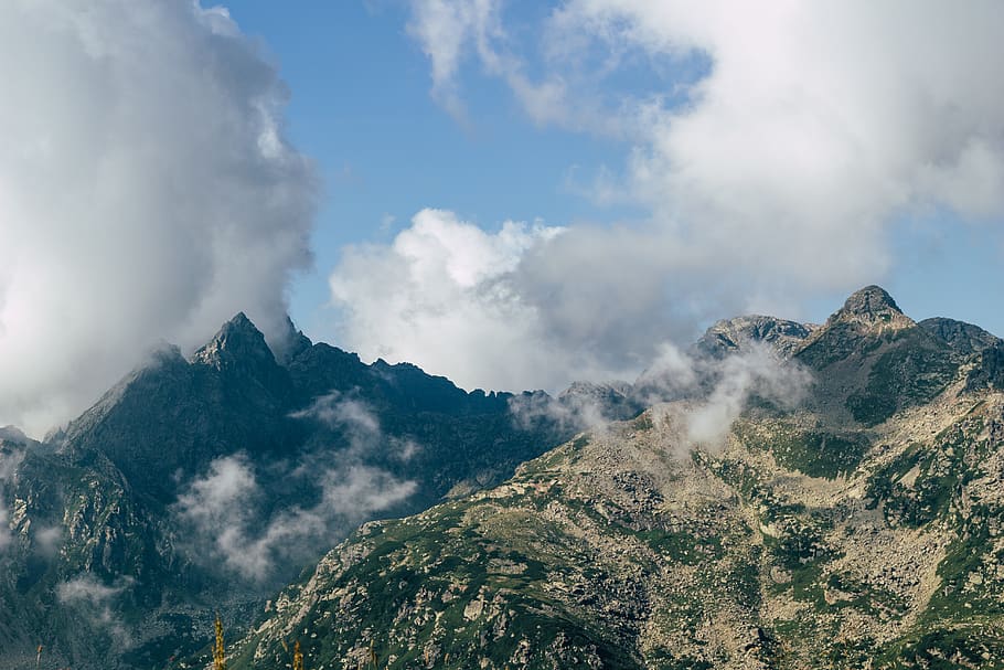 mountain during day time, nature, outdoors, crest, mountain range HD wallpaper