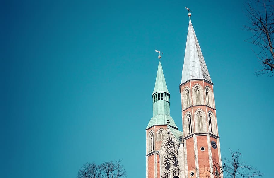brown building during daytime, architecture, spire, steeple, tower HD wallpaper