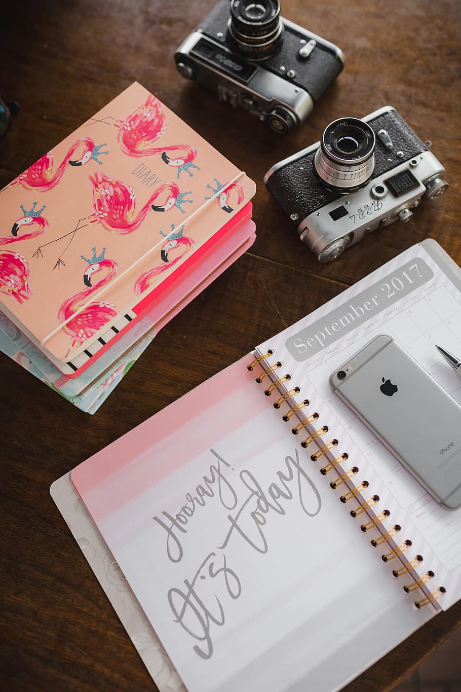 Pink calendar, notebook, diary, desk, table, high angle view HD wallpaper
