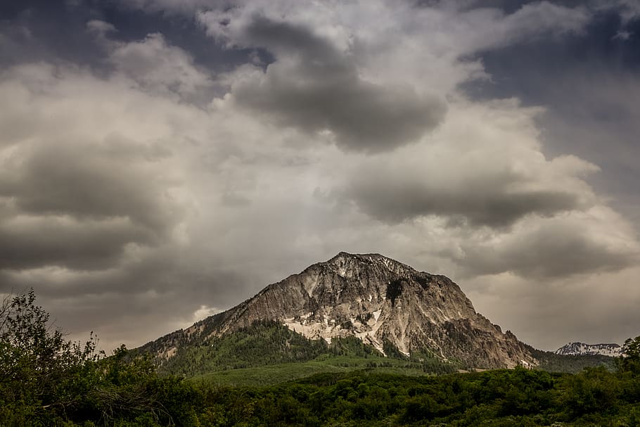 Storm mountain. Гроза камень.