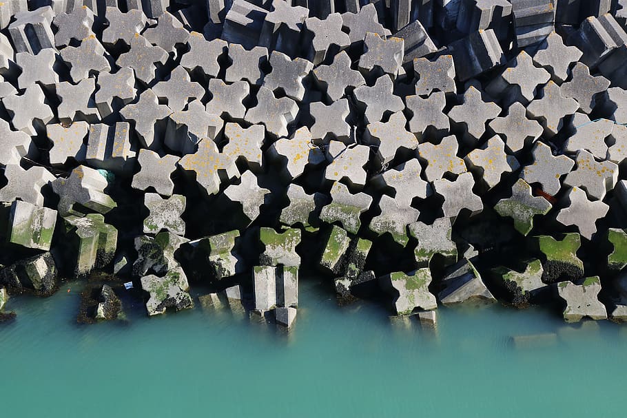 brown block lot, water, france, dieppe, sea, ocean, coast, concrete HD wallpaper