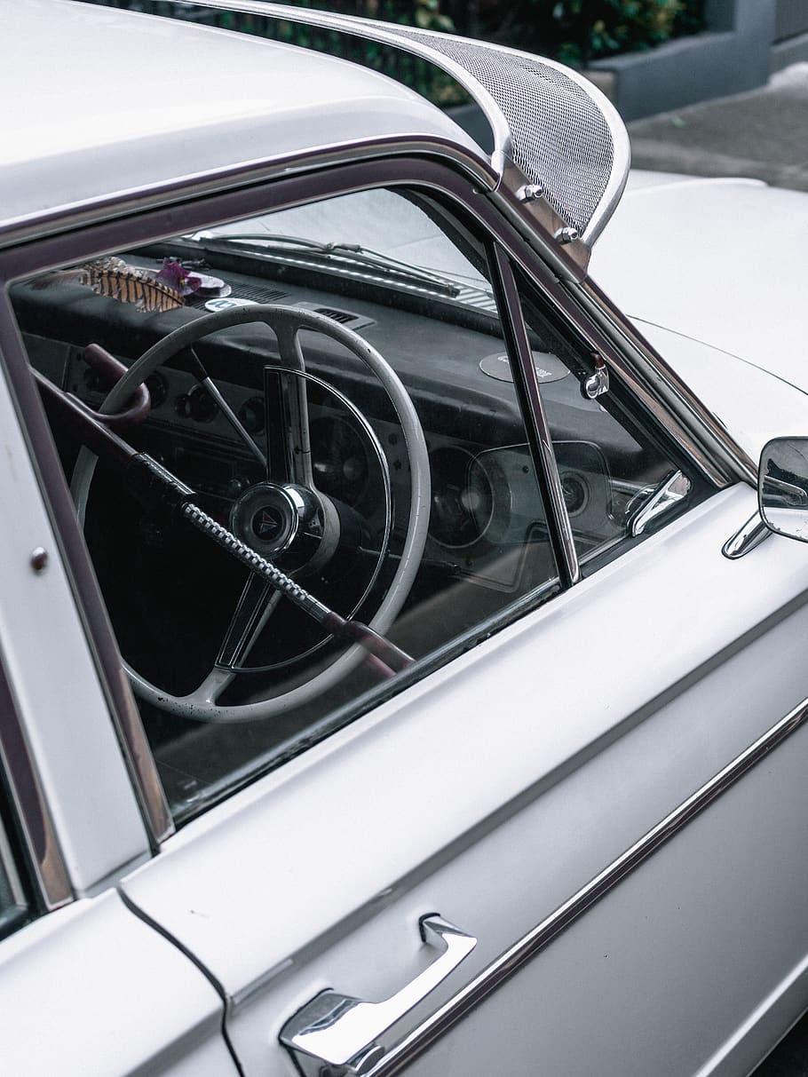 Classic Gray Vehicle Parked, auto, automobile, car, chrome, dashboard HD wallpaper