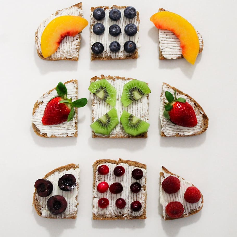 Baked Breads With Fruit Toppings, berries, blackberries, close -up HD wallpaper