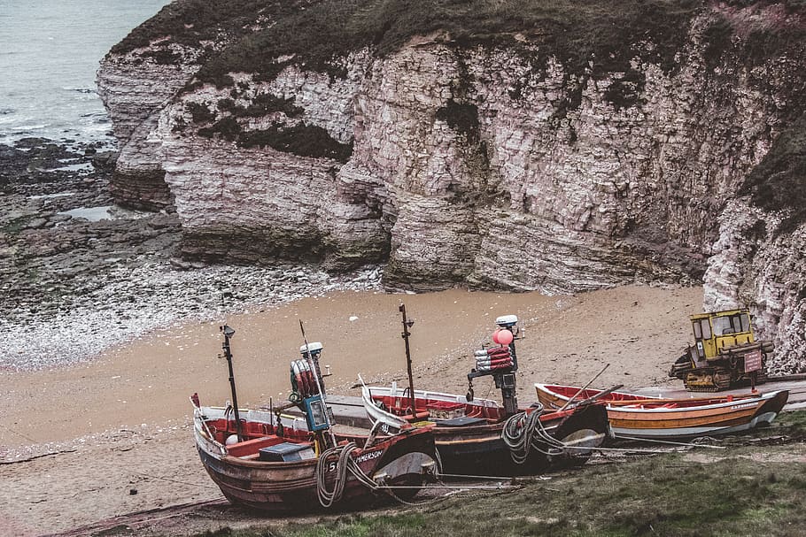 three canoes on shore, day, real people, rock, nature, mode of transportation HD wallpaper
