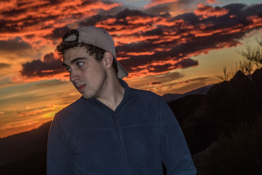 sunset, sky, portrait, one person, cloud - sky, lifestyles HD wallpaper