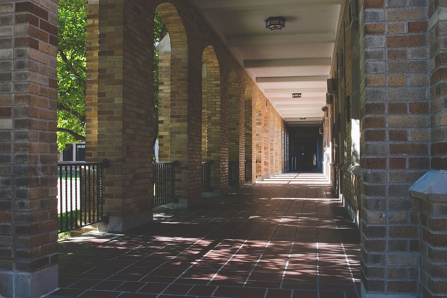 Brown Concrete Hallway, arches, architecture, brick walls, bricks HD wallpaper
