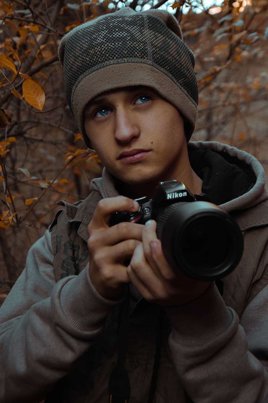 Person Holding Dslr Camera In Shallow Photo, lens, man, nikon HD wallpaper