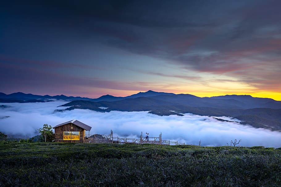 Brown Wooden Cottage in Green Countryside, clouds, cloudscape HD wallpaper