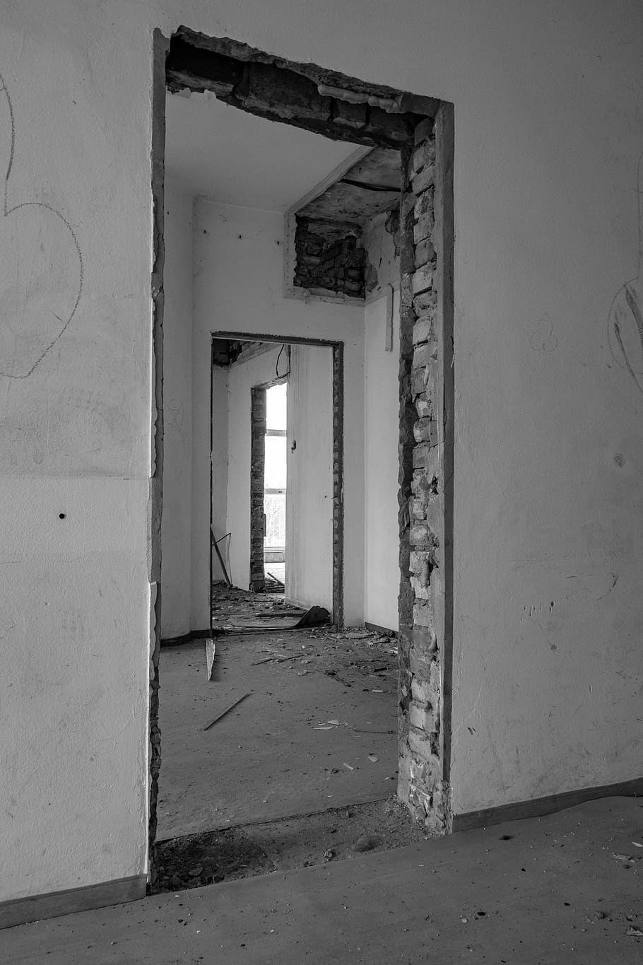 white concrete wall ruin, architecture, abandoned, entrance, door HD wallpaper