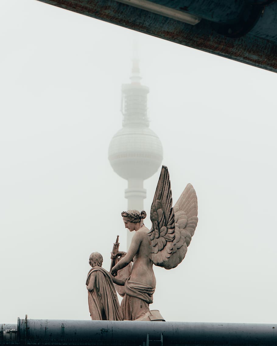 statue near mosque, architecture, representation, human representation HD wallpaper