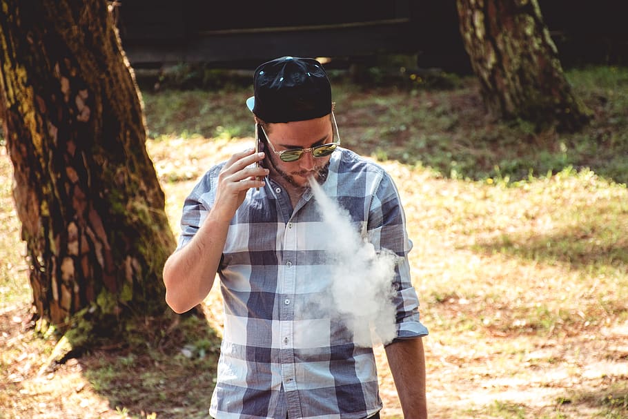man blowing smoke, person, human, people, biscarrosse, france HD wallpaper