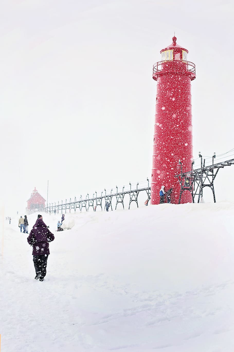 lighthouse, winter, ice, snow, frozen, human, activity, cold temperature HD wallpaper