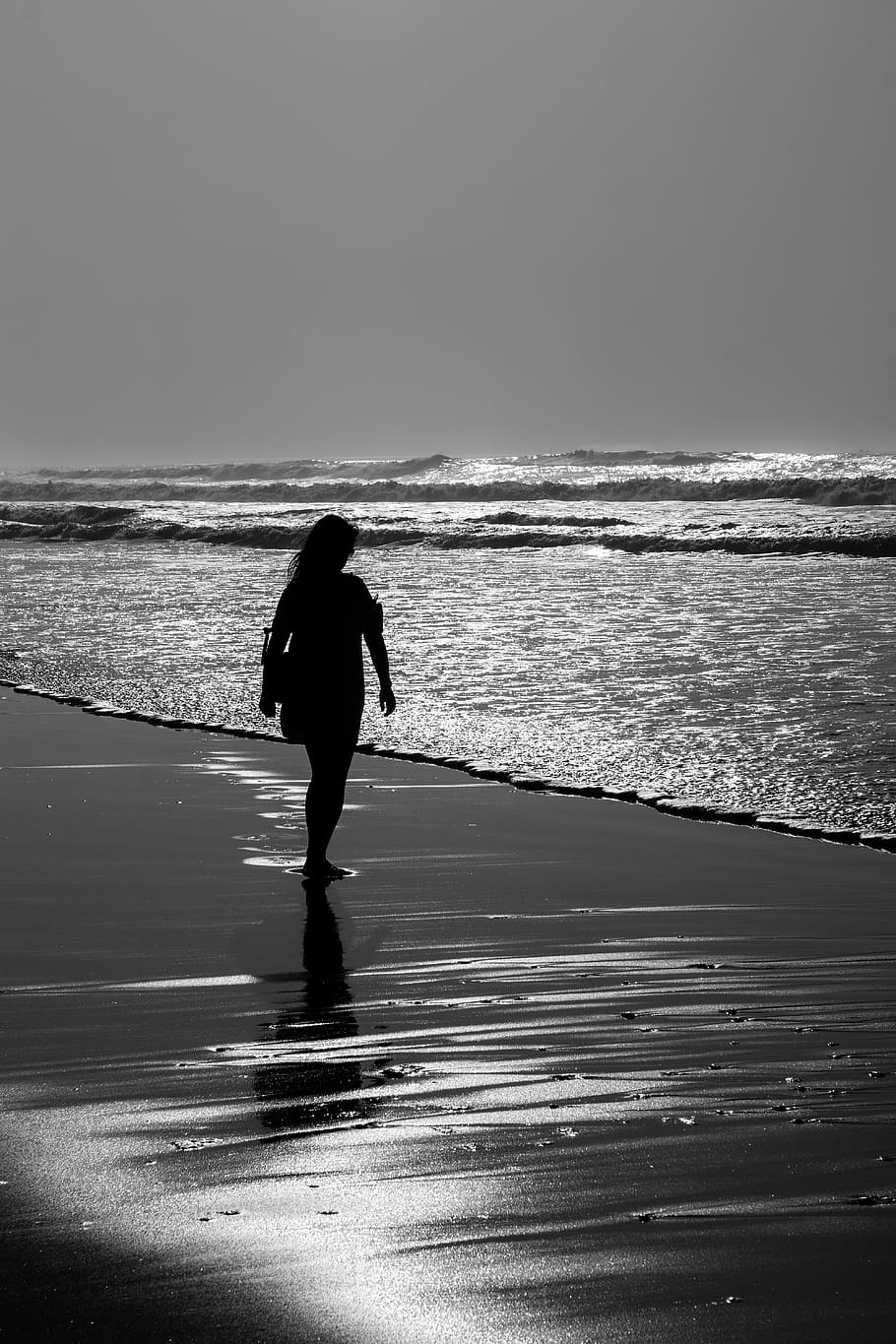 sea, beach, sand, coast, benefit from, woman, water, horizon over water HD wallpaper
