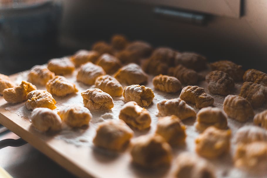 Raw Gnocchis on Floured Surface, angle, close-up, cuisine, delicious HD wallpaper