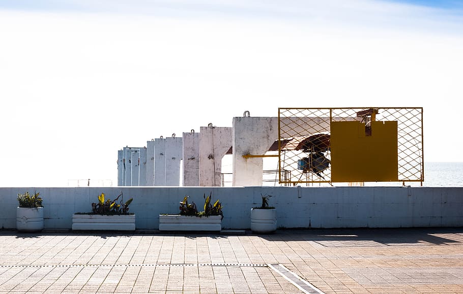 Bright Sky, bright day, clear sky, concrete structure, outdoors HD wallpaper