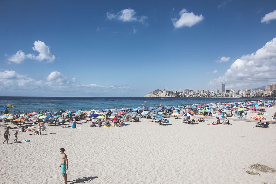 spain, benidorm, cliff, sand, blue, sky, beach, people, croweded HD wallpaper