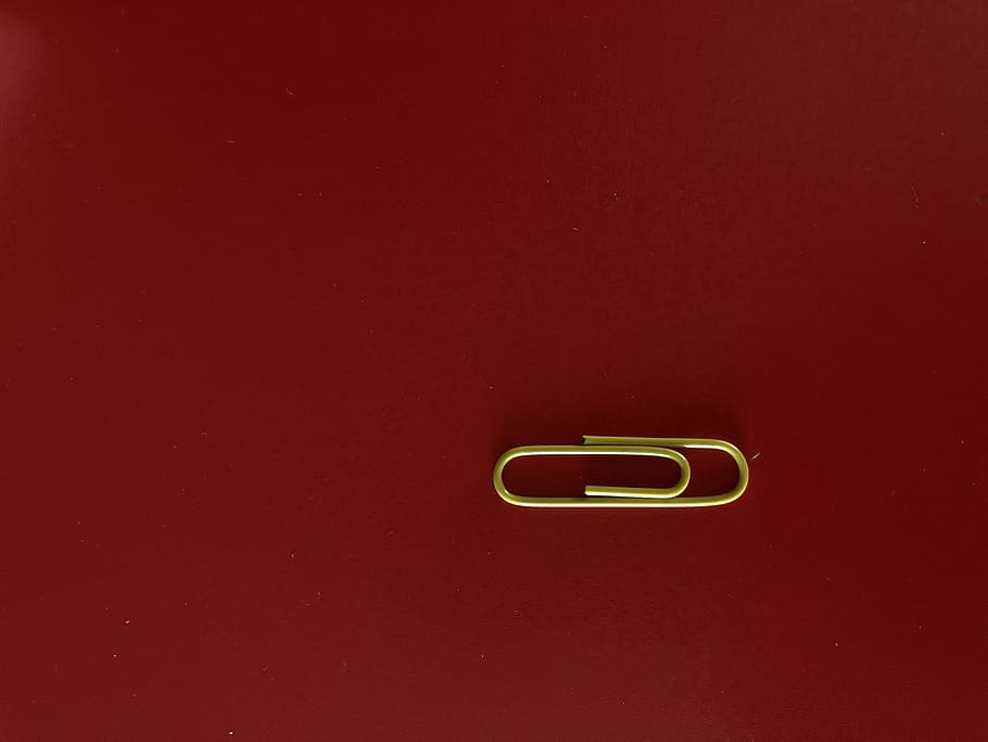 red, paperclip, minimal, no people, copy space, studio shot HD wallpaper