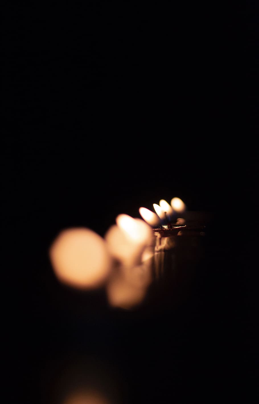 candle, fire, flame, light, lighting, crystal, vigil, flare HD wallpaper