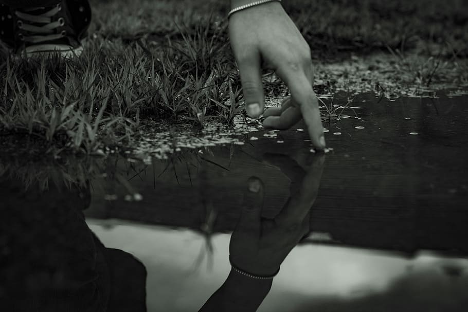 black and white, reflection, hand, rain, puddle, water, women HD wallpaper