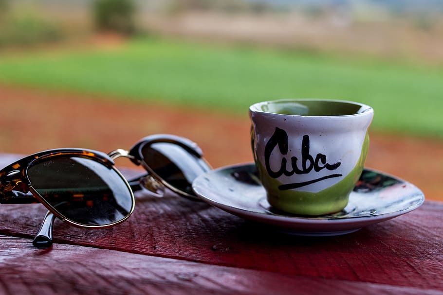 brown sunglasses, coffee cup, accessory, accessories, pottery, HD wallpaper