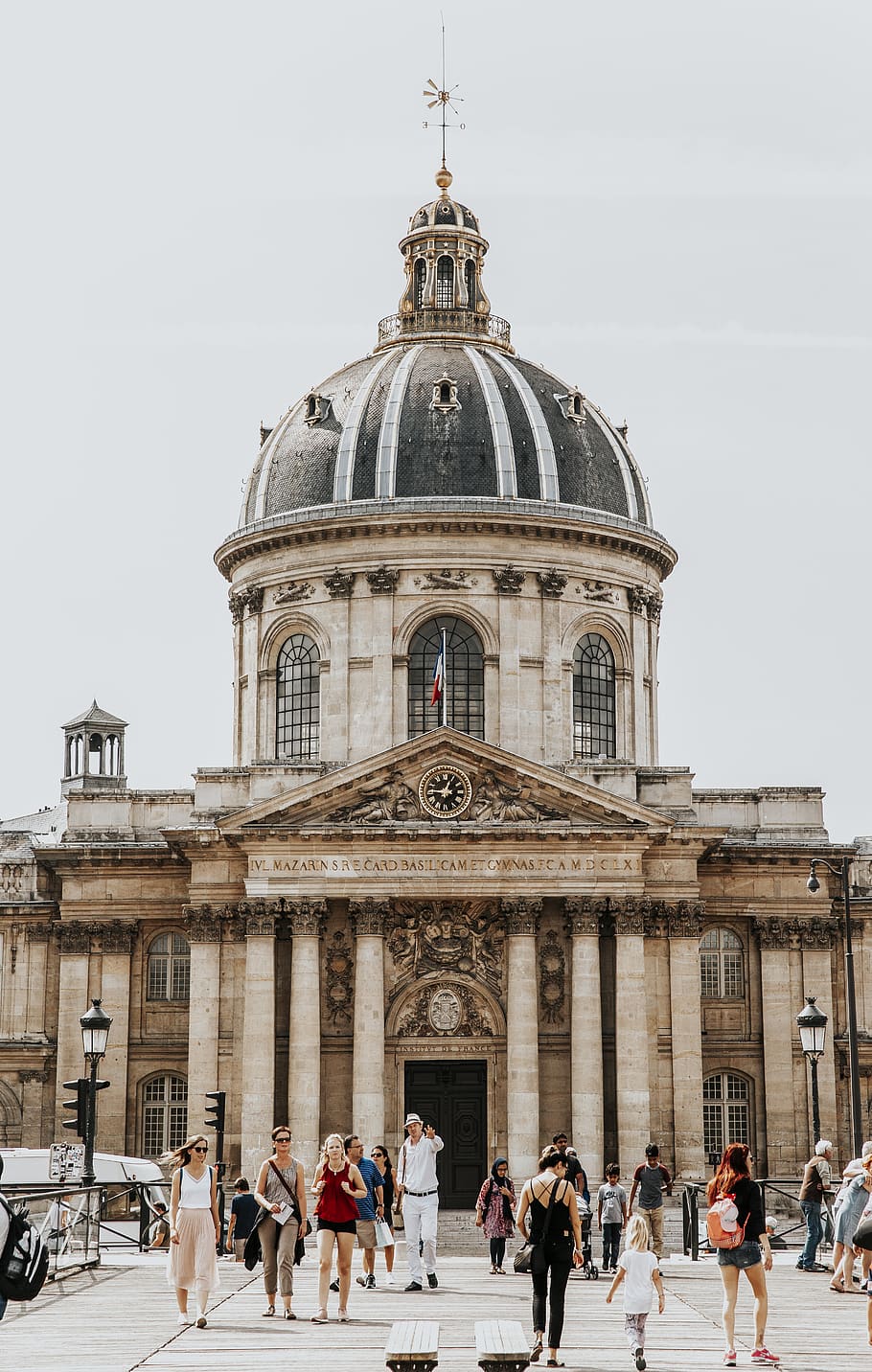 people on cathedral, building exterior, architecture, group of people HD wallpaper