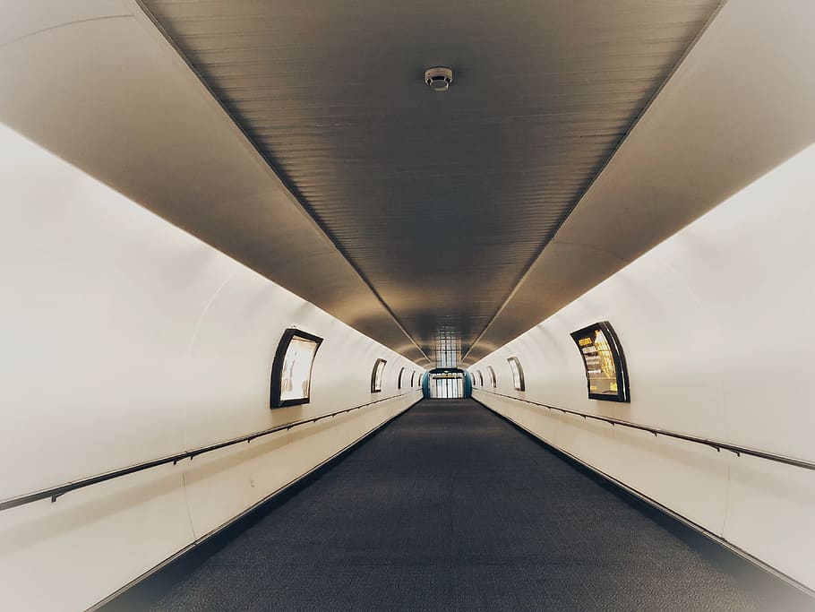 empty hallway, direction, indoors, the way forward, diminishing perspective, HD wallpaper