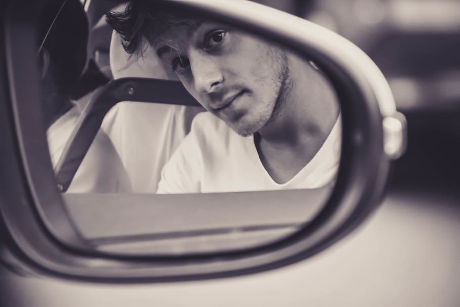 rear-view mirror, portrait, one person, young adult, headshot HD wallpaper