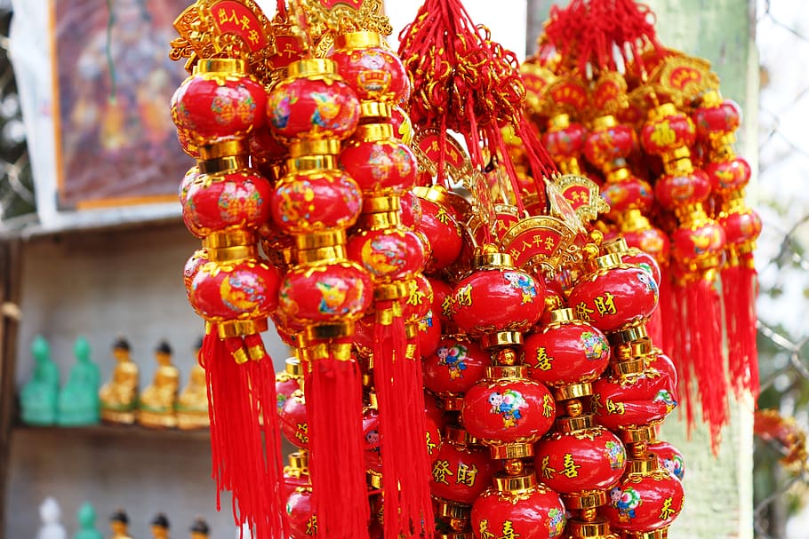 india, darjeeling, focus on foreground, red, hanging, art and craft HD wallpaper