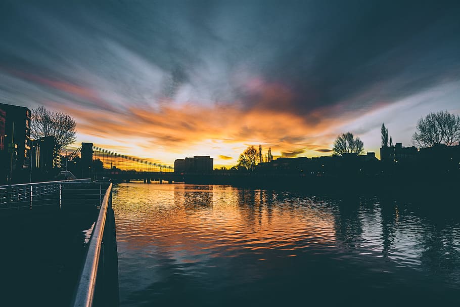 High Rise Buildings Near Body of Water during Golden Hour, architecture HD wallpaper