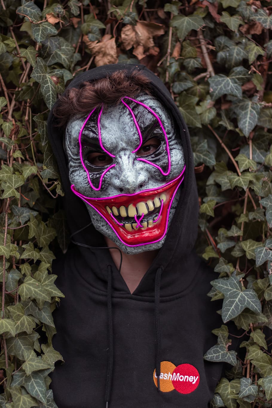 neon light, tree, portrait, portraitphoto, mask, photo of the day HD wallpaper