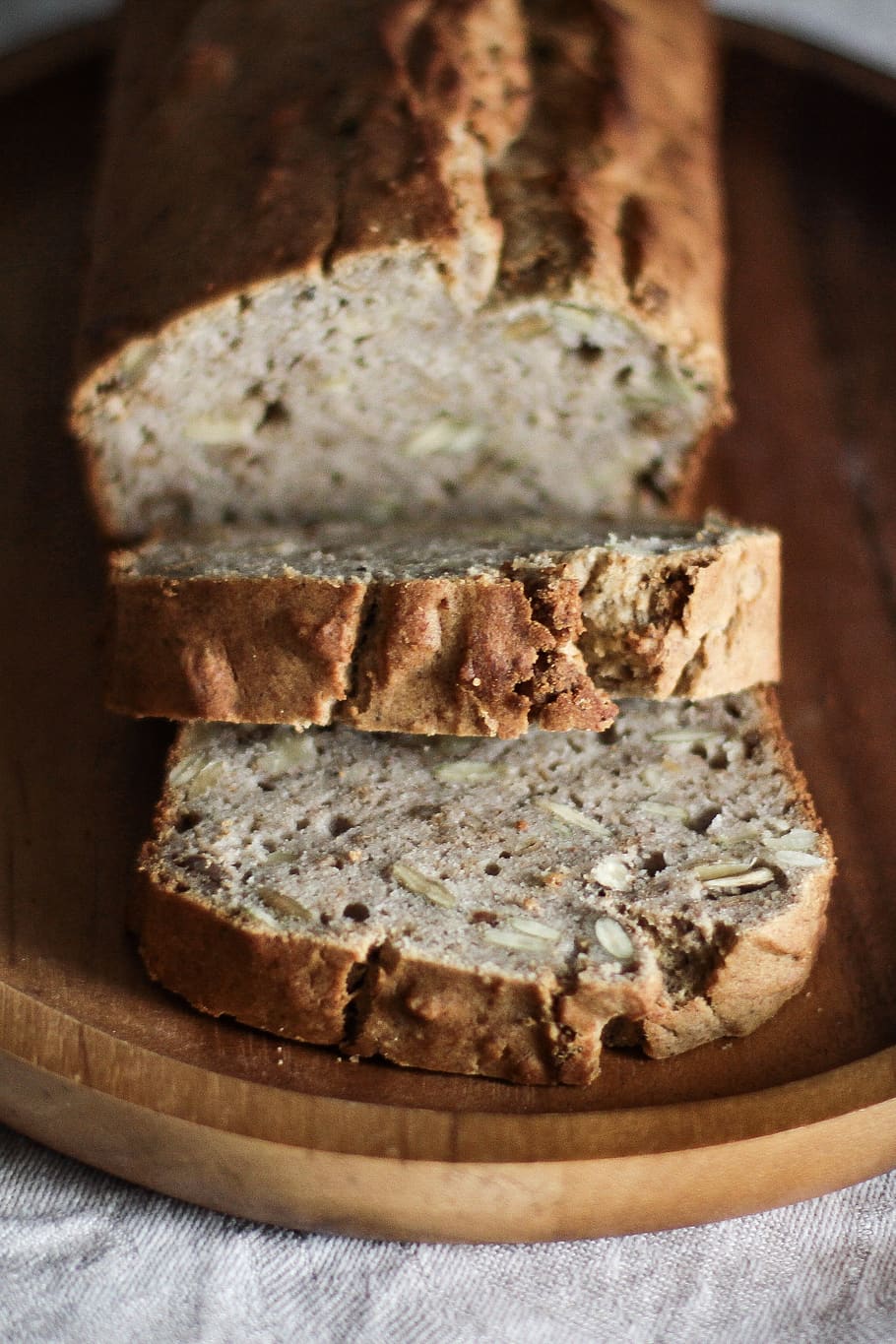 Close-Up Photo of Sliced Loaf Bread, baked, blur, delicious, epicure HD wallpaper