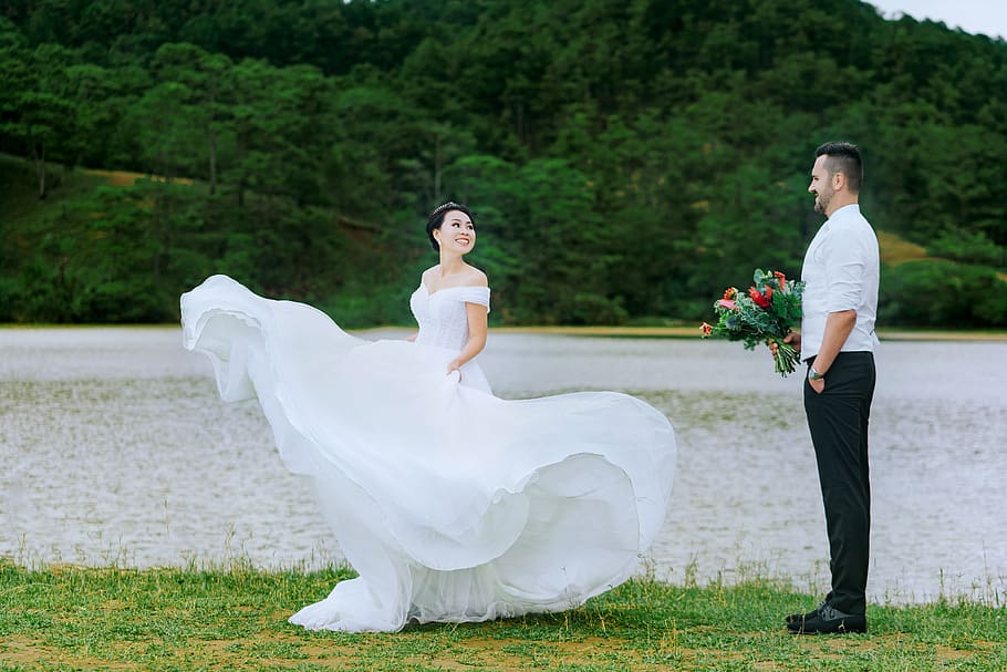 Bride Standing in Front of Groom Holding Bouquet of Flowers, bridal, HD wallpaper