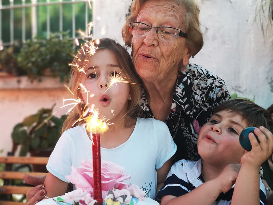 birthday, grandmother, nieto, granddaughter, great-grandchildren
