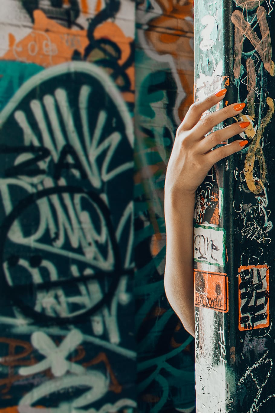 orange and multicolored graffiti wall art, graffiti alley, toronto HD wallpaper