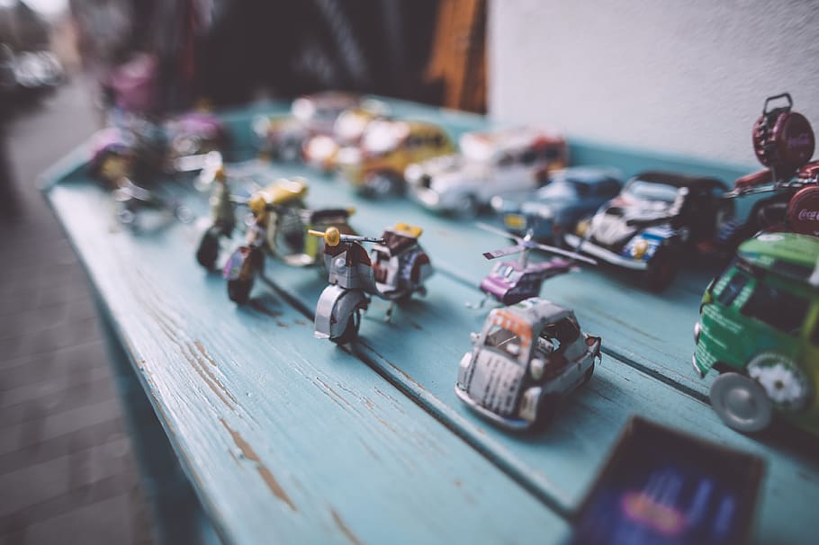 assorted-color vehicle scale model, table, toy, representation HD wallpaper