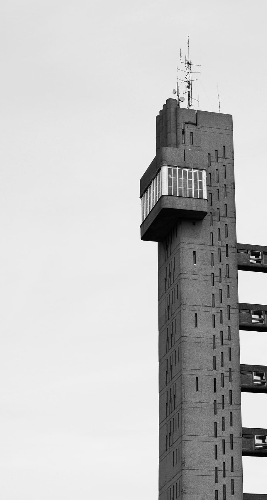 gray concrete building, built structure, architecture, building exterior HD wallpaper